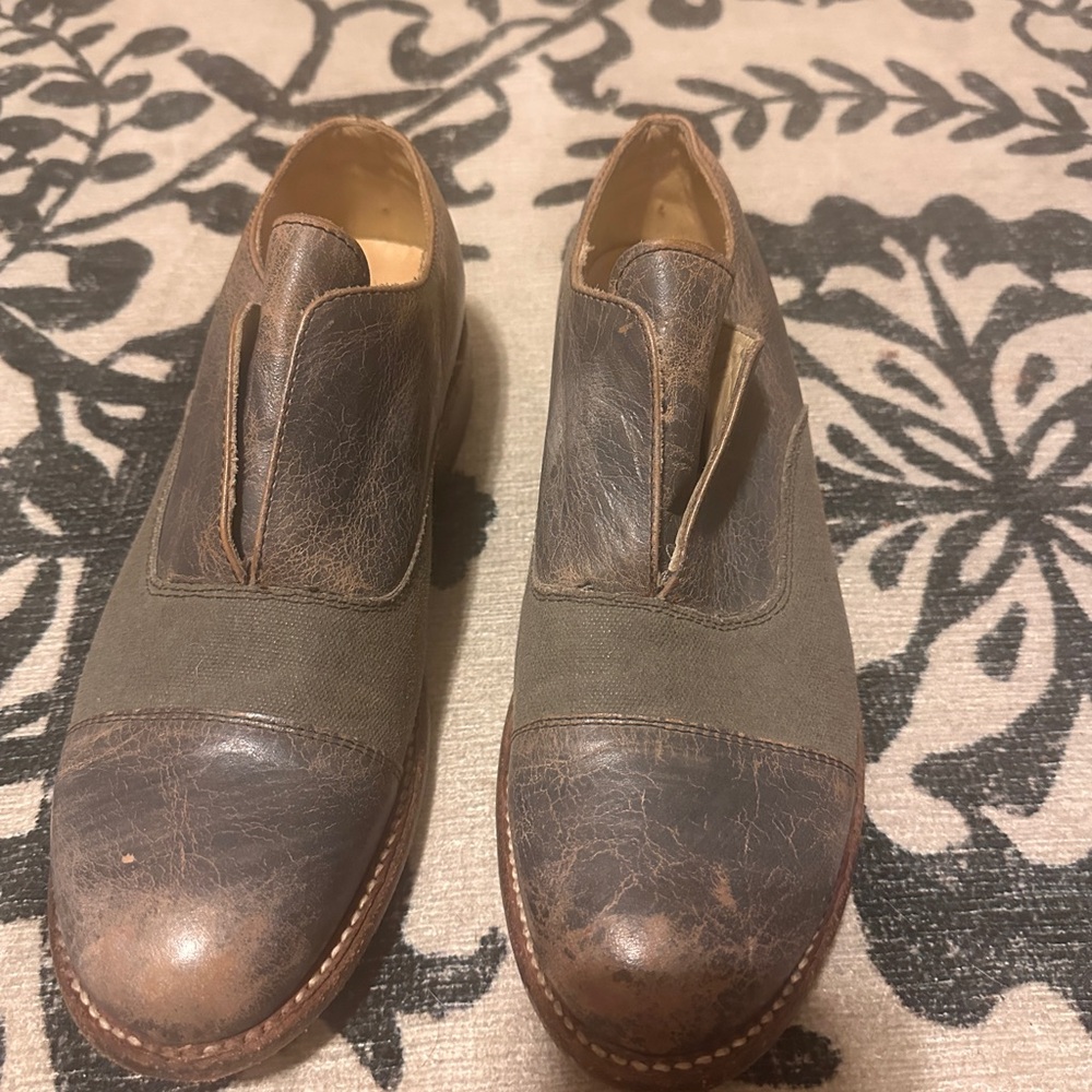 Bed stu Cobbler Edition Leather shoes. Unique blue grey two tone.